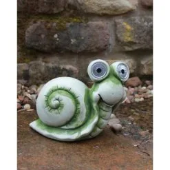 Slak Met Verlichte Ogen Op Zonne-energie